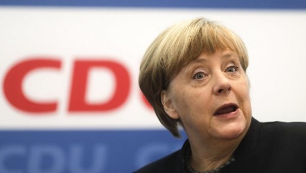 Социал-демократы ФРГ обогнали партию Меркель в опросе впервые за десять лет