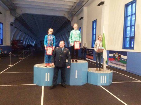 Юная тагильчанка завоевала титул чемпиона в пожарно-спасательном спорте
