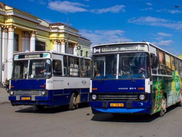 Администрация Екатеринбурга подверглась критике из-за убытков предприятий муниципального транспорта