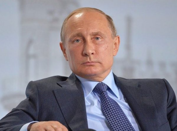 Путин рассказал о начале скромного, но постепенного роста российской экономики