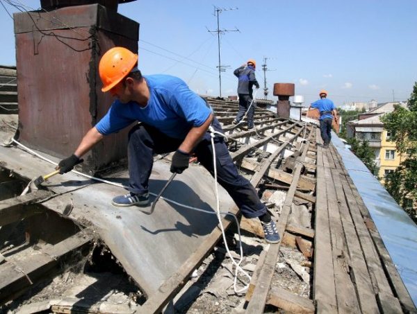70% кровель жилых домов в Нижнем Тагиле отремонтированы после урагана 3 июня