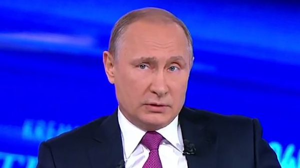 Путин назвал главной целью Центробанка стабильность рубля