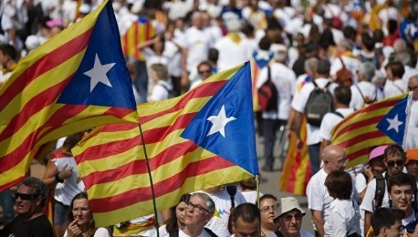 Каталонские сепаратисты провели новые акции против туристов