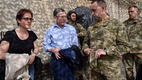 Сурков и спецпредставитель США по Украине Волкер могут встретиться в Минске