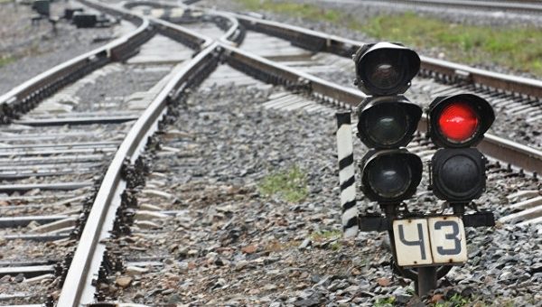 На Украине поезд столкнулся с автомобилем