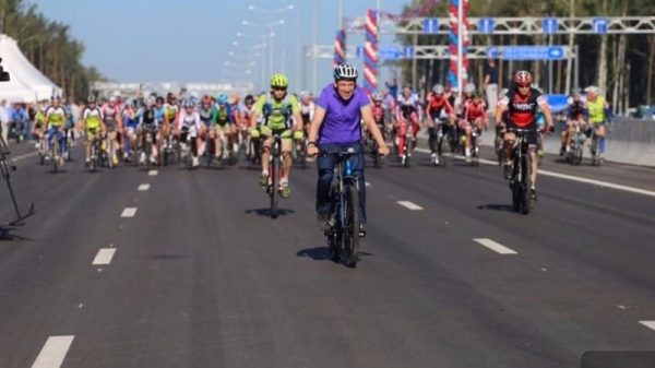 Новый участок ЕКАД протестирован велосипедистами (ВИДЕО)