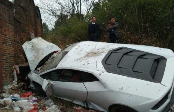 Серьезное ДТП с участием Lamborghini Huracan произошло в Китае