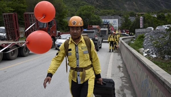 В Китае более 24,5 тысячи жителей эвакуировали из-за схода оползня