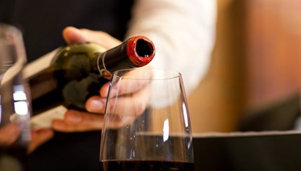 В США бутылка французского вина 1945 года ушла с молотка за $558 тысяч