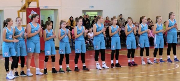 Баскетболистки «Старого соболя»- 2005 — в полуфинале первенства России