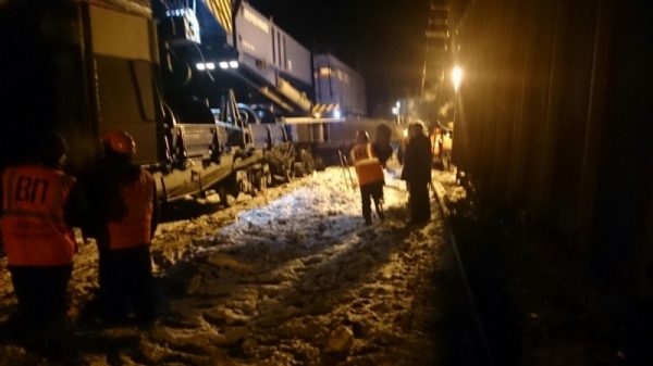 Семь вагонов с углем сошли с рельсов в Свердловской области