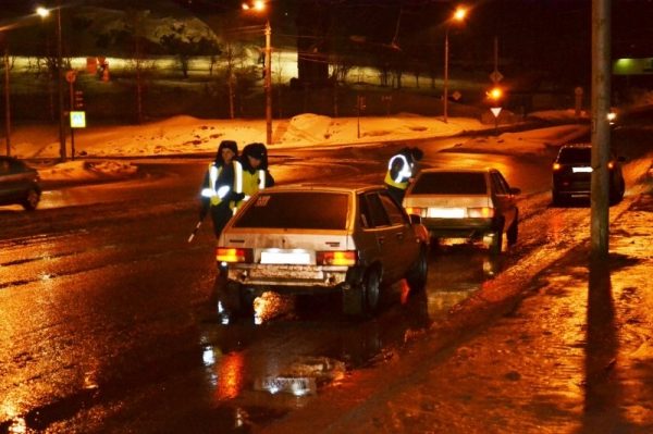 Четыре водителя без прав и два в нетрезвом виде пойманы в праздничные дни в Нижнем Тагиле (ФОТО)