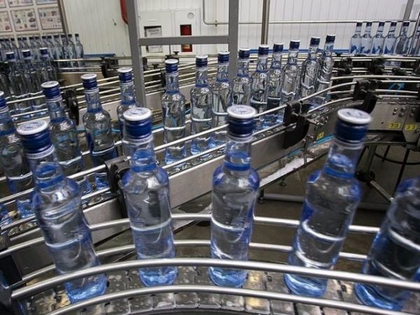 Поставки российской водки за рубеж в 2016 году выросли на 14%