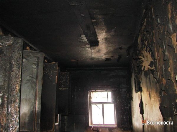 «В здание проникли посторонние». Частный дом сгорел в Нижнем Тагиле