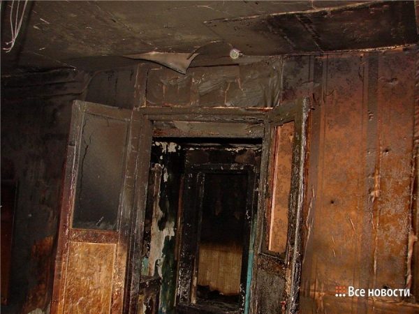 «В здание проникли посторонние». Частный дом сгорел в Нижнем Тагиле