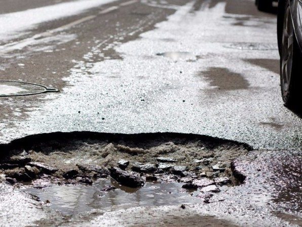 Дефекты на некачественно отремонтированных дорогах Нижнего Тагила должны быть устранены к 15 июня