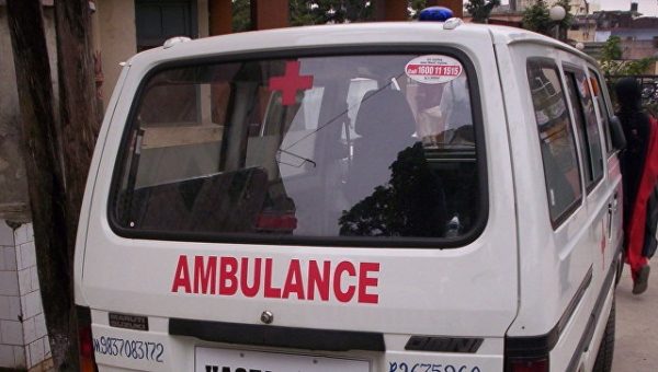 В Индии в ДТП с автобусом не менее четырех человек погибли, 15 пострадали