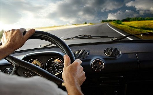 После 1 июня 2017 года права профессиональных водителей иностранцев будут вне закона: Что делать?