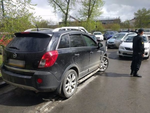 Залоговый автомобиль был арестован у автовладельца из Екатеринбурга (ВИДЕО)
