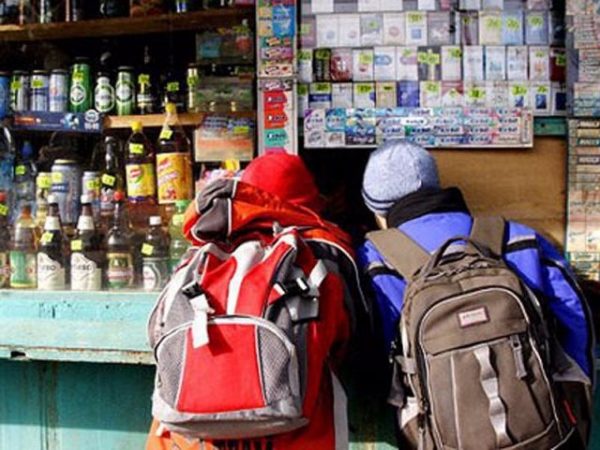 Минпромторг РФ приблизил магазины с алкоголем к образовательным учреждениям (ФОТО)