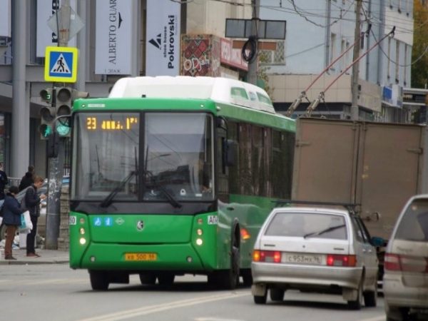 Два автобусных маршрута отменят в Екатеринбурге с 22 августа
