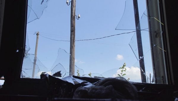 ВСУ обстреляли Докучаевск, повреждены два дома