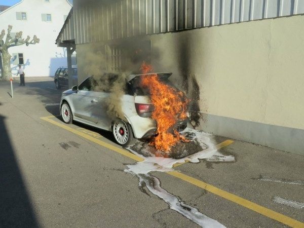 Редкий Audi сгорел в Швейцарии