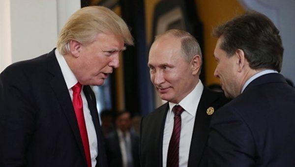Белый дом подтвердил проведение неформальной встречи Путина и Трампа