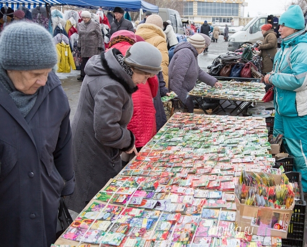 Ярмарка тагил. Ярмарки в Нижнем Тагиле. Ярмарка Нижний Тагил 2024. Нижний Тагил ярмарки белорусских товаров 2022. Нижний Тагил индийская выставка.