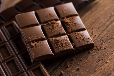 Кусочек антидепрессанта: почему так хочется шоколада