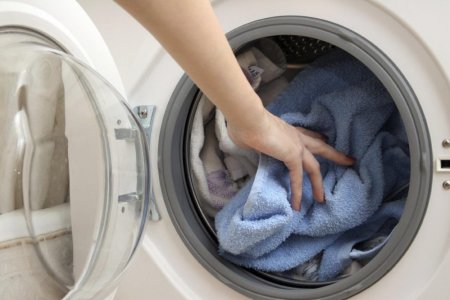 Особенно в коронавирус: Малышева предупредила об опасности стиральных машин