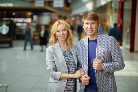 «Какая красивая семья»: Алексей Ягудин и Татьяна Тотьмянина отметили деревянную свадьбу