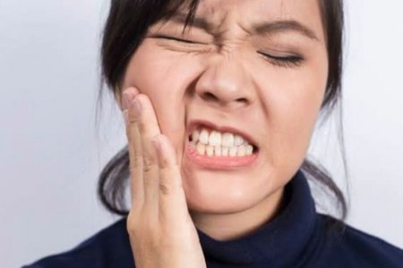 Боль в зубах может сулить скорый визит к онкологу