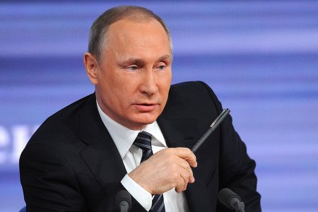 Владимир Путин чувствует себя хорошо после второй прививки от коронавируса