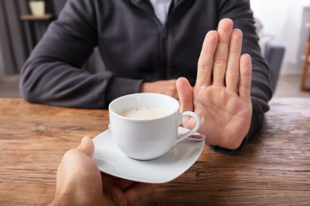 Начать утро не с кофе: как навсегда отказаться от кофеина