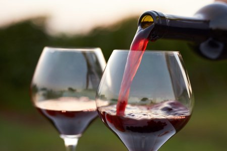 Как на самом деле красное вино влияет на артериальное давление