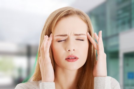Без таблеток: как самостоятельно избавиться от головной боли из-за перенапряжения