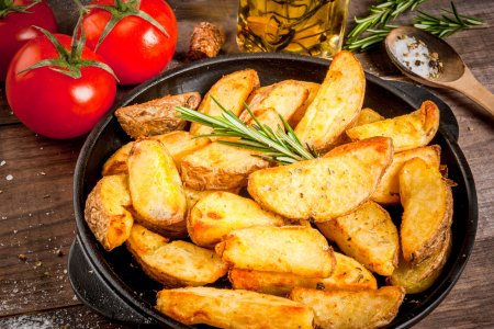 Названы самые вредные блюда из картофеля: диетолог