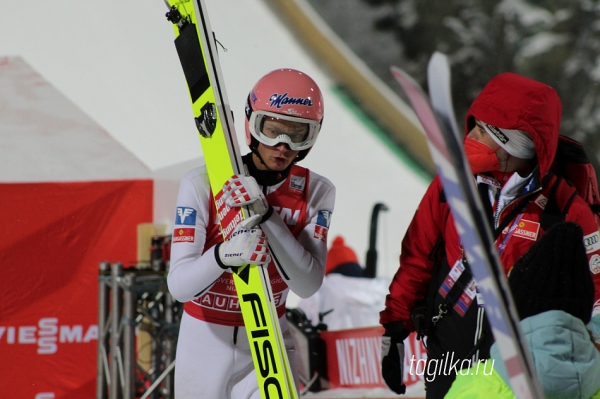 Летающий лыжник из Германии Карл Гайгер стал победителем этапа Кубка мира в Нижнем Тагиле