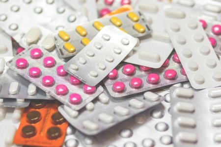 Врач о запретных при COVID-19 лекарствах: «Никакой пользы, кроме вреда!»