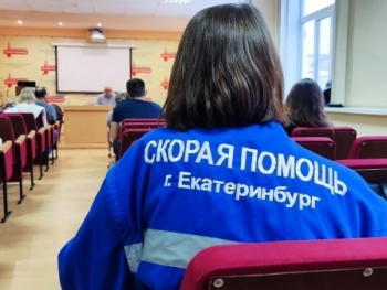Медиков Станции скорой помощи Екатеринбурга научили бороться со стрессом