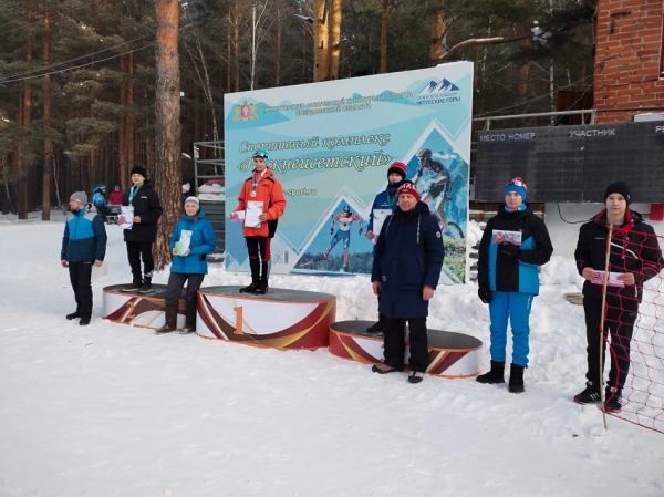 Юные лыжники Нижнего Тагила одержали победы в первенстве Свердловской области