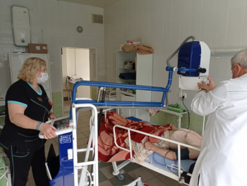 Модернизация первичного звена: для Слободо-Туринской больницы закупили два передвижных аппарата для рентгенографии