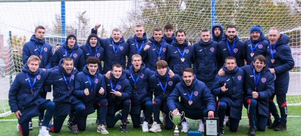 Футболисты из Нижнего Тагила боролись в Астрахани до конца и по закрутке стали бронзовыми призерами чемпионата III дивизиона!