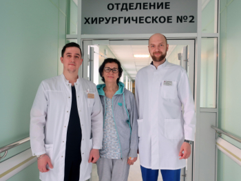 Уральские врачи избавили свердловчанку от огромной опухоли, с которой она жила 50 лет