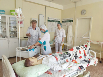 Более 5,8 тысячи будущих медиков стали первокурсниками Свердловского областного медицинского колледжа и медуниверситета