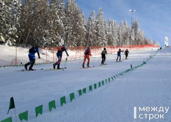 Под Нижним Тагилом на горе Белой впервые прошли соревнования по ски-альпинизму